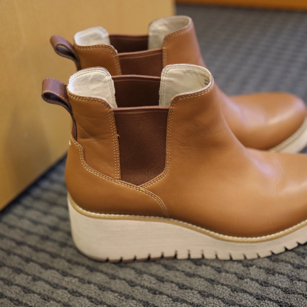 Women's Tan Ankle Boots